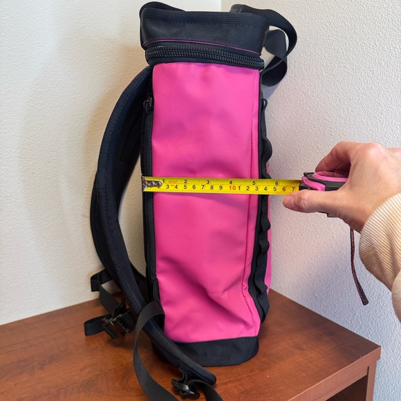 NWOT The North Face Pink and Black Backpack - Picture 10 of 15
